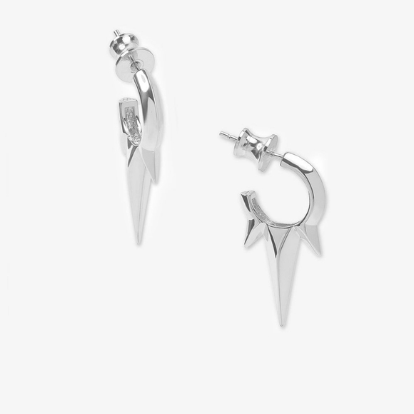Melinda Maria Baby Gabriella Smooth Triple Spike Earrings Silver New - FIRM ✨️ - Picture 2 of 2